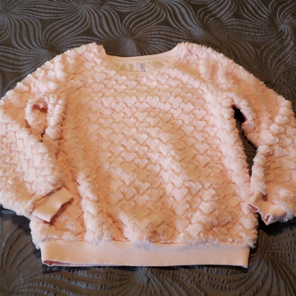Girls Xhilaration Soft Pink Heart Sweater